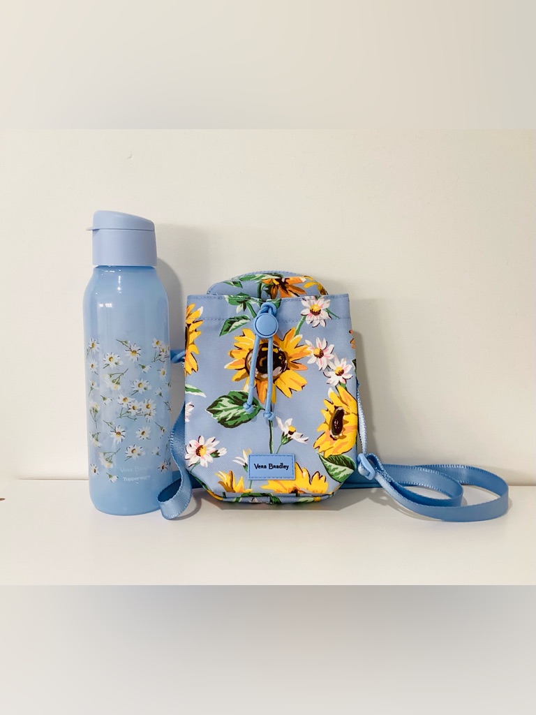 Vera Bradley Daisies Water Bottle  Sunflower Water Bottle Crossbody